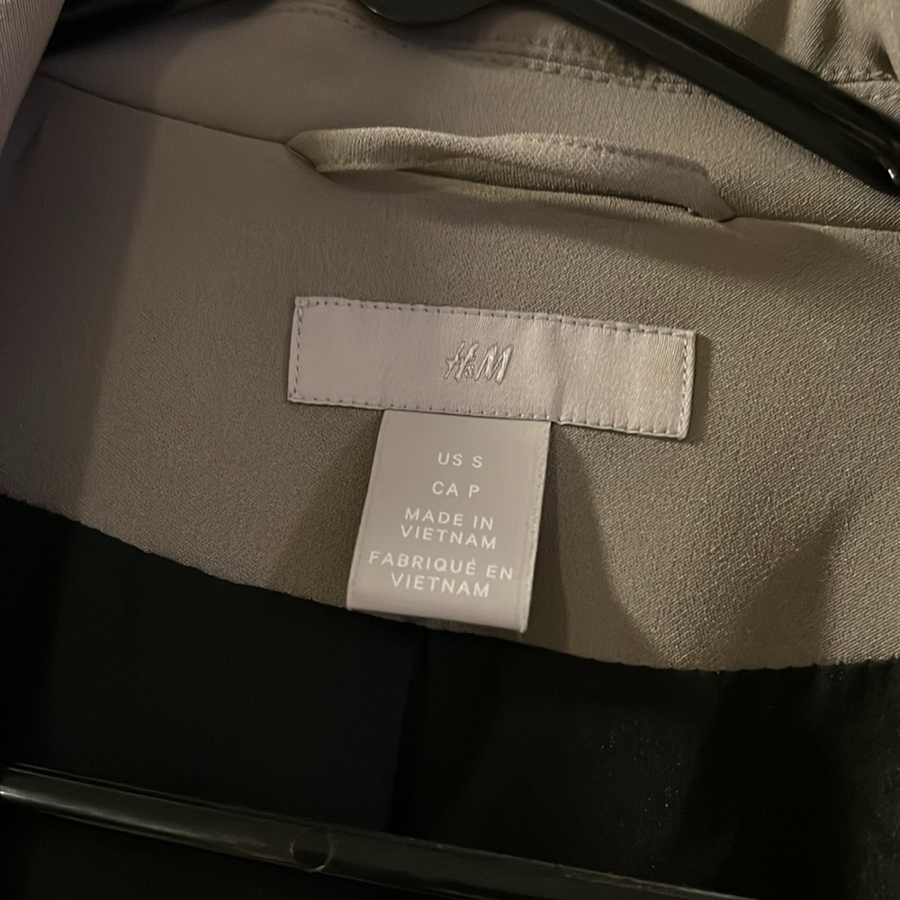 H&M blazer - Picture 2 of 11
